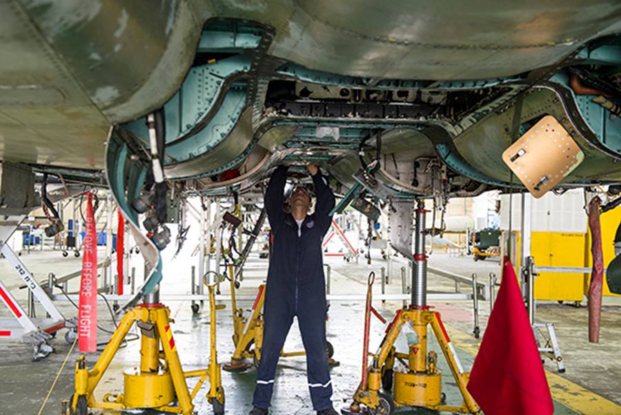 【环球网军事综合报道】f-15战斗机是以色列空军重要的机型之一,因此