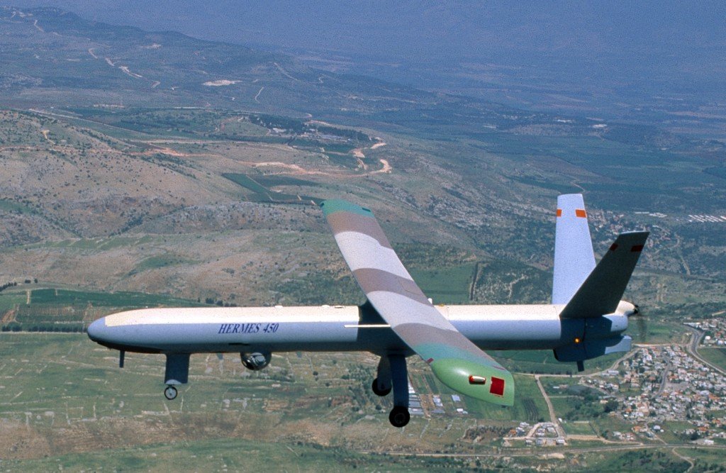 5 以色列无人机坠毁后另派无人机射导弹摧毁残骸