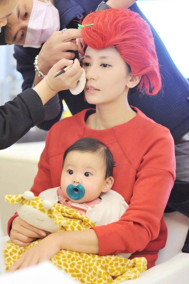 除了安迪奶奶,这些土豪明星对孩子已经壕到让你失去想象力了!