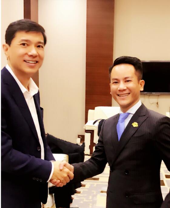 中国精英会黄智中受邀数博会bat三大巨头精英汇聚所见略同