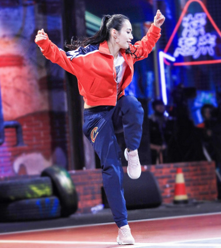 美多丝携手这就是街舞nikki陈妍臻缔造韧性女人