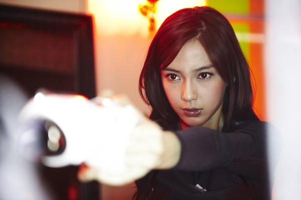 2011年,22岁的杨颖出演电影《痞子英雄之全面开战》,剧中她饰演美国