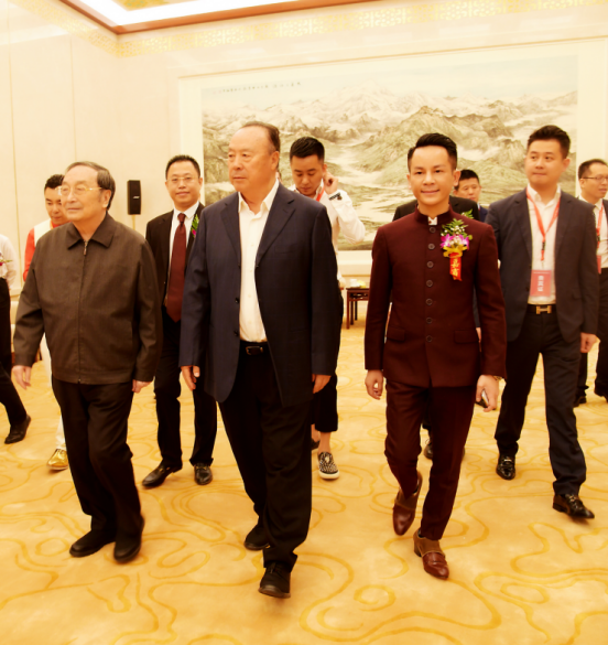 精英会打造全球资源 区块链新时代