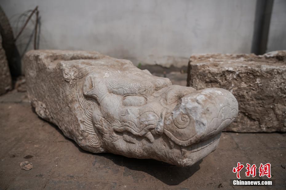 四件汉白玉螭头回归圆明园