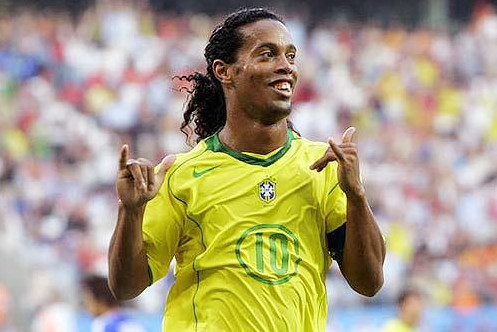 快乐球王:罗纳尔迪尼奥