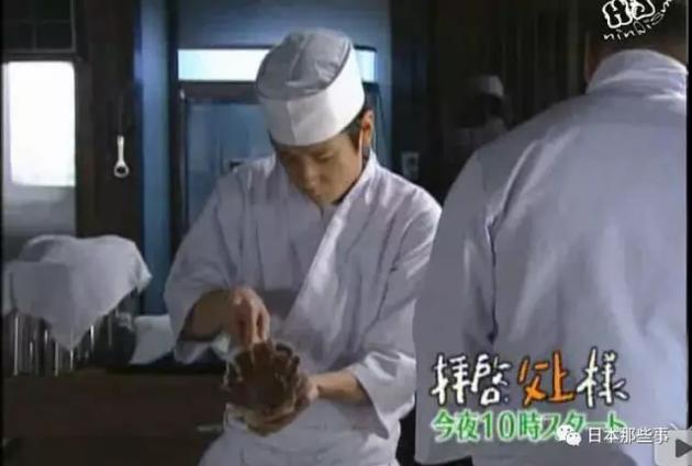 关8的锦户亮和涉谷昴也是左撇子。