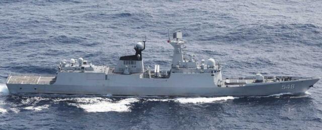 解放军益阳舰23日绕行台湾东部海域。(图源:日本防卫省统合幕僚监部)
