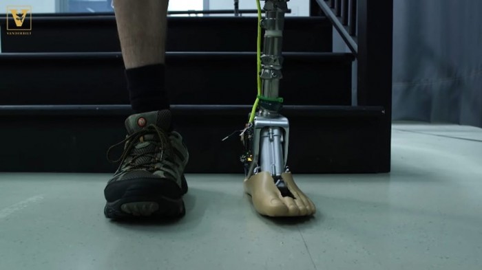 5 更智能!假肢踝关节可让穿戴者选择不同鞋型