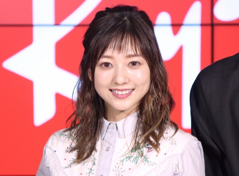 组图 艺人伊藤千晃出席活动自曝喜欢眼镜男 组图 艺人伊藤千晃出席活动自曝喜欢眼镜男