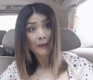 还会对着镜头碎碎念，要为自己的歌迷做主。