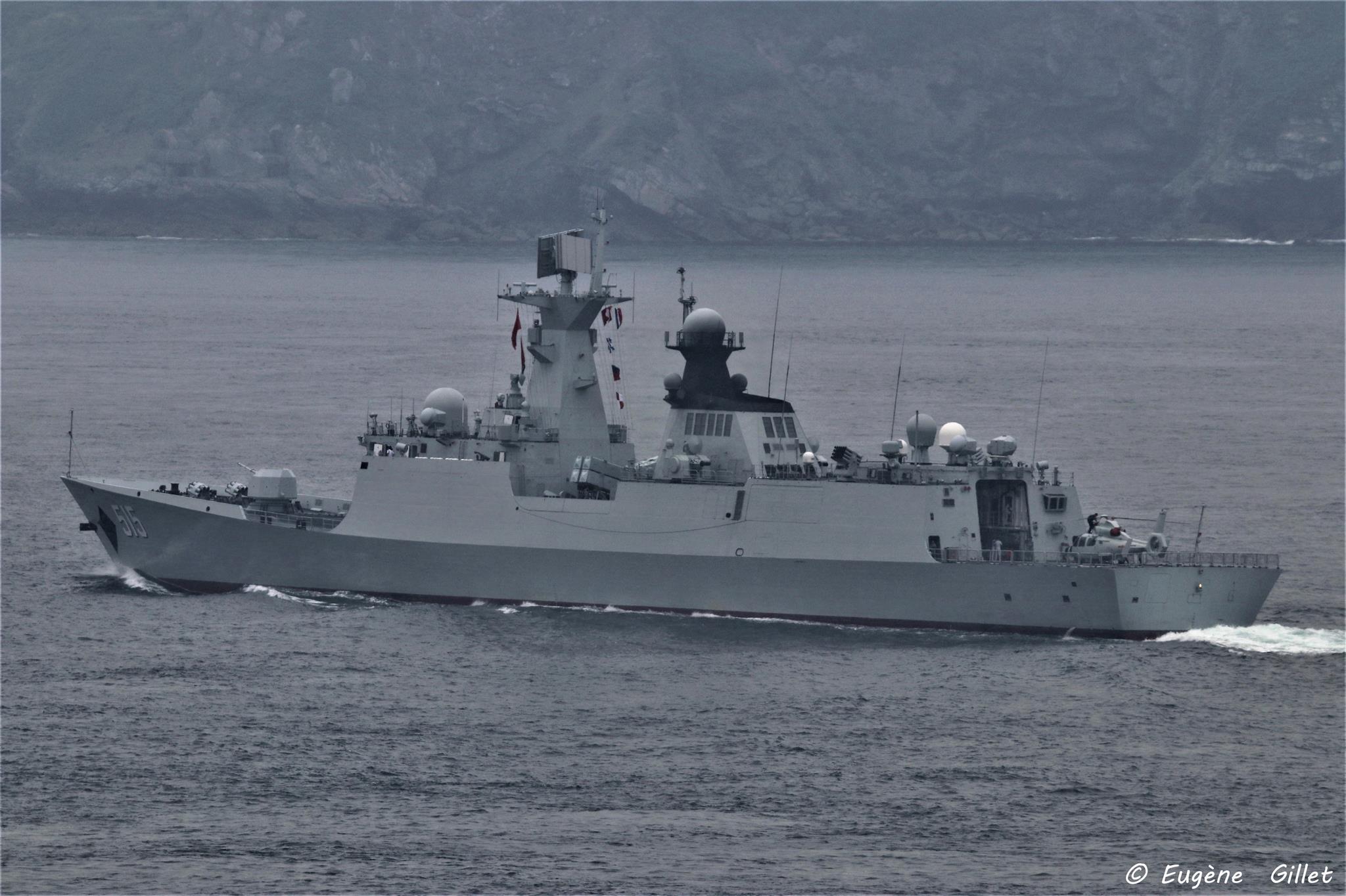 14 054a滨州舰大雨中技术停靠法国布雷斯特港