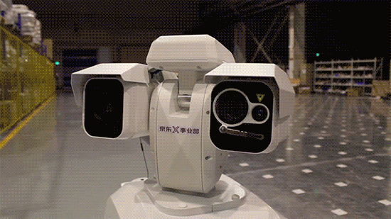 京东第二代巡检机器人可"呼朋唤友"协作灭火