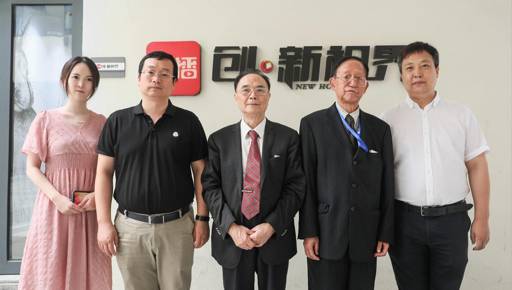 专访丁守谦李进良深度解析非近轴光学原理