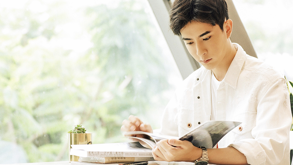6 温暖学长于朦胧上线 演绎夏日悠闲的读书时光
