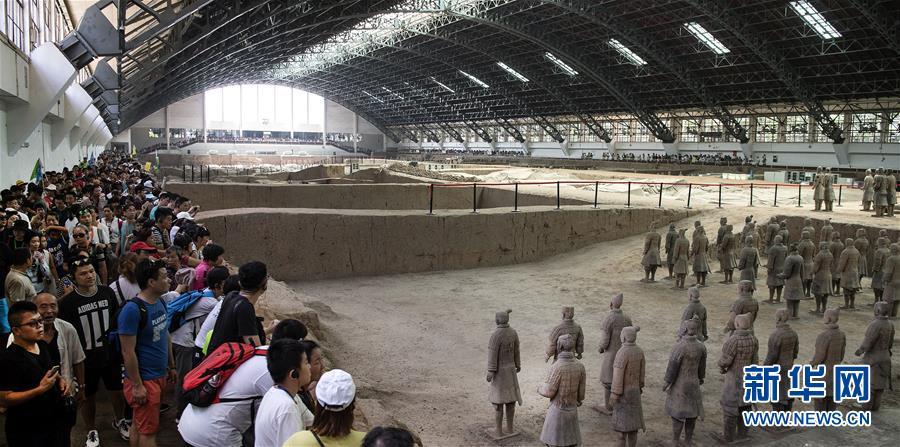 秦兵馬俑迎來參觀旅遊高峰