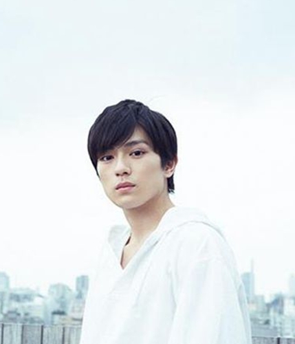 新田真剑佑 身高 176cm