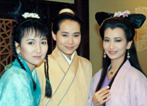 55岁最美"许仙"近照,风韵犹存气质不减,脸却苍老的认不出