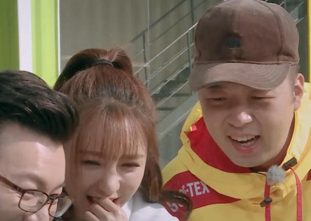 最近大火的节目《少年说》这一期请来了新的主持人,那就是杜海涛和沈梦晨。