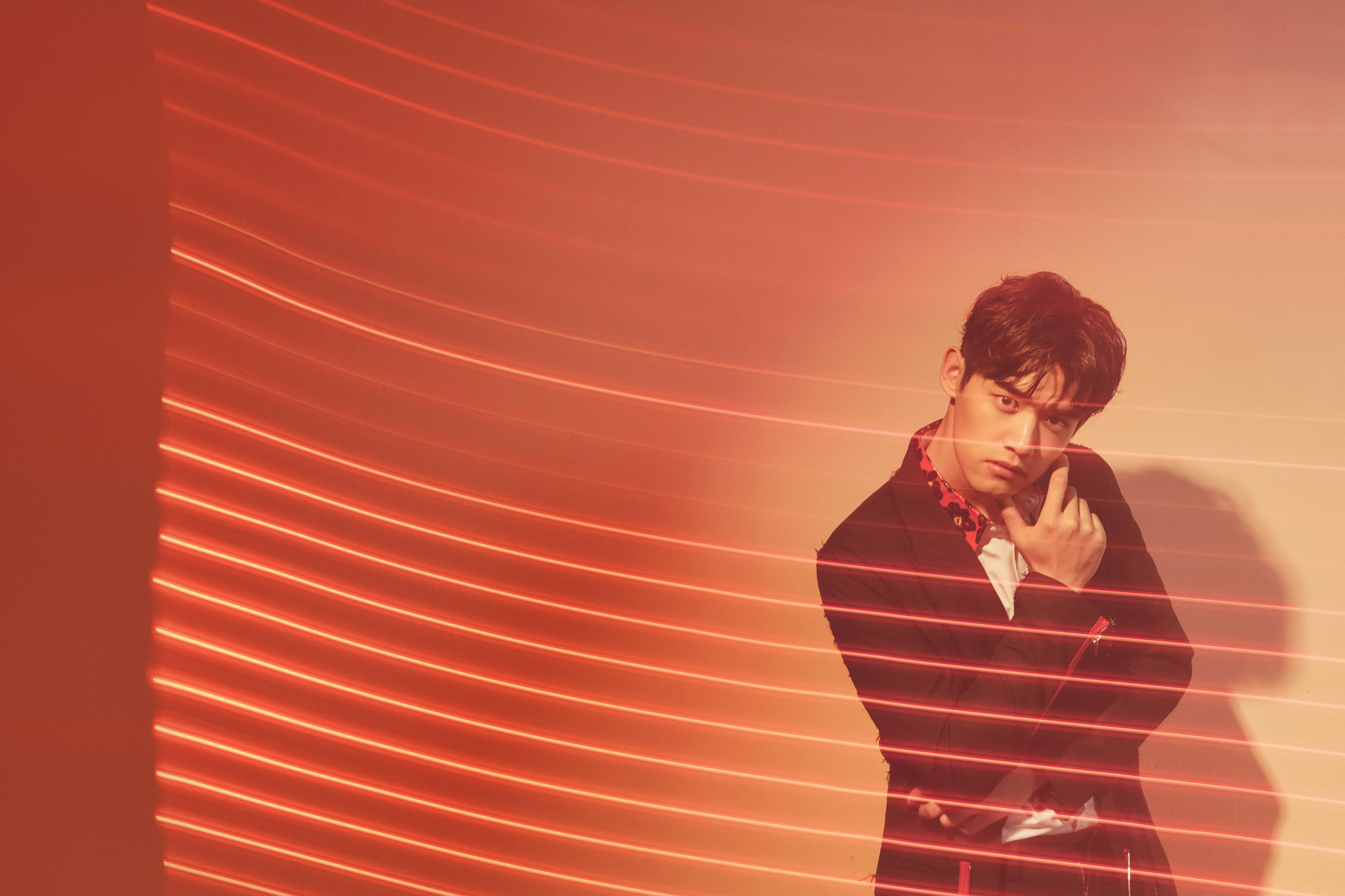 5 刘冬沁夏日写真曝光 运动搭配玩转不羁时尚