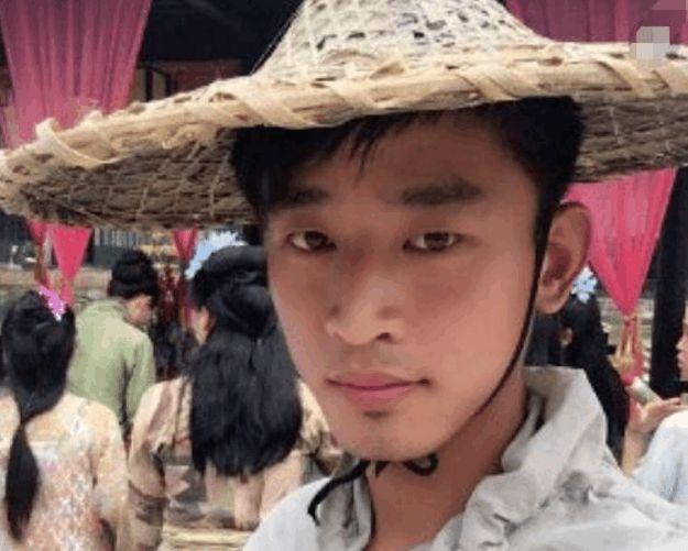 24岁小伙被称横店龙套王6年拍500部戏没红网友到底图啥