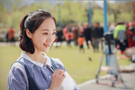 昨日,由演员韩雪,黄宥明主演的情感大戏《婚姻遇险记》在安徽卫视和