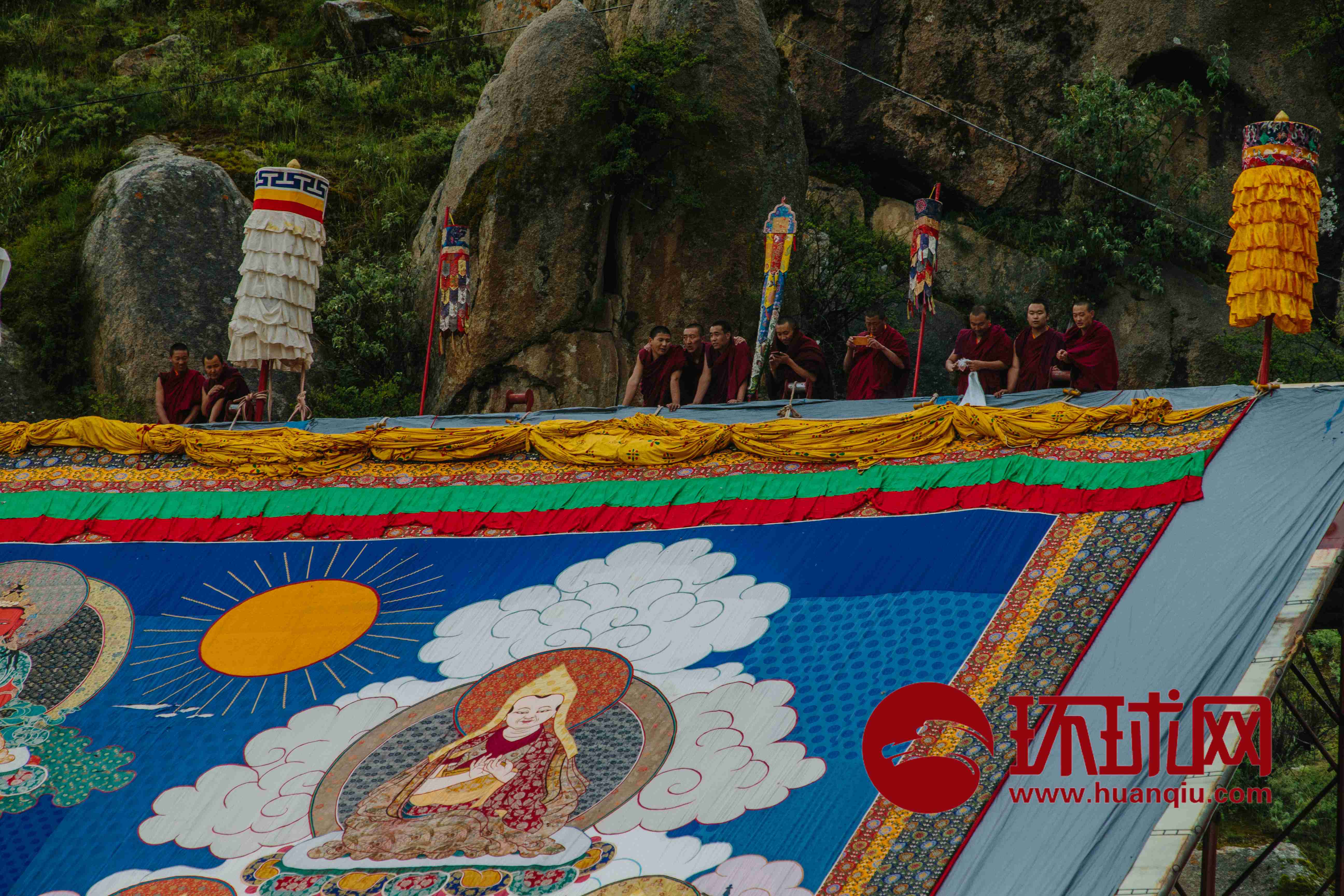 西藏拉萨旅游攻略：西藏最隆重的非遗雪顿节该怎么玩？ - 哔哩哔哩