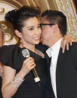 和华谊大佬王中磊有过亲密接触的女星,范冰冰和王中磊的关系不是秘密