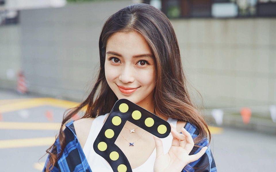 杨颖"angelababy"英文名在国外的意思,我看了都不好意思了!