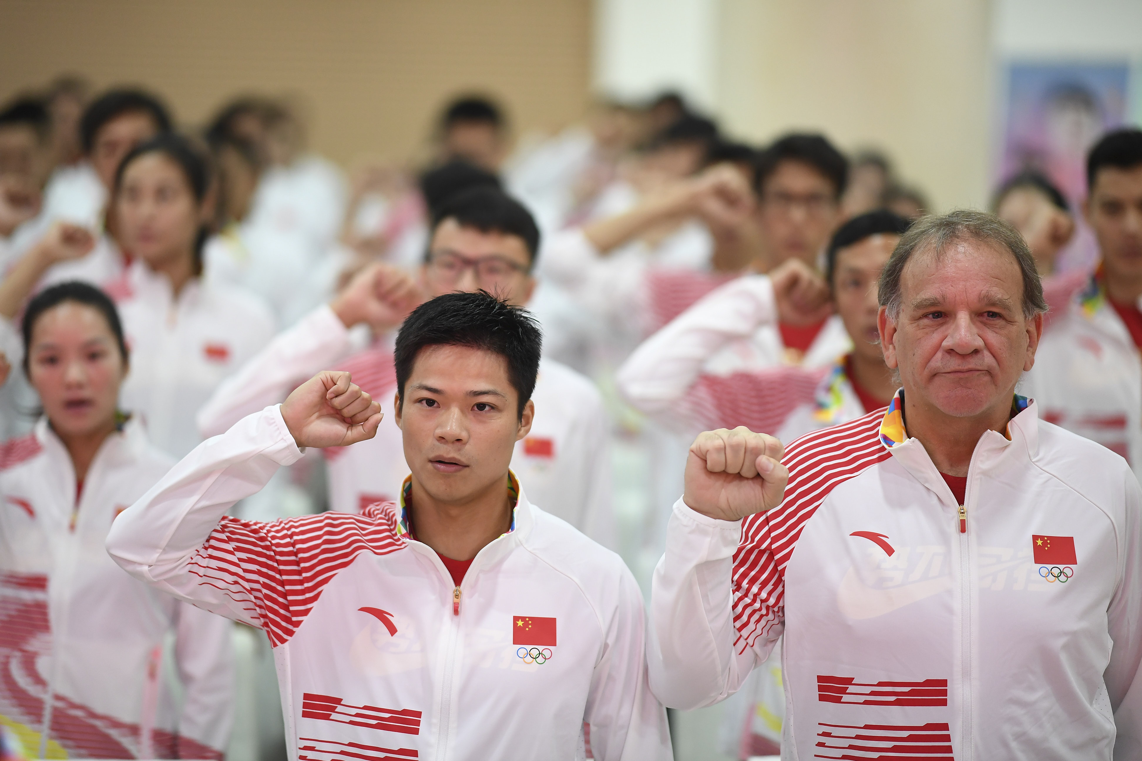 国家体育总局田径运动管理中心领导,亚运会中国田径队全体成员,入选