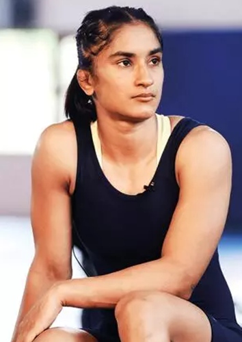 二女儿巴比塔生于1989年,2014年英联邦运动会获女子自由式摔跤金牌