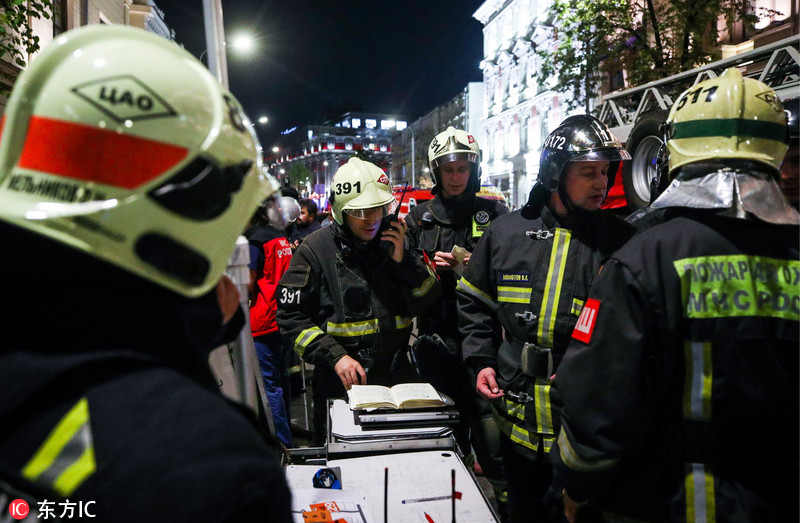 6 俄罗斯央行大楼起火 26辆消防车奔赴现场灭火