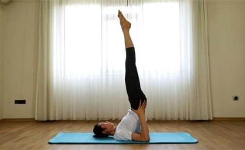 今天就是看了朱婷的大长腿，我才想起写一个大长腿系列。