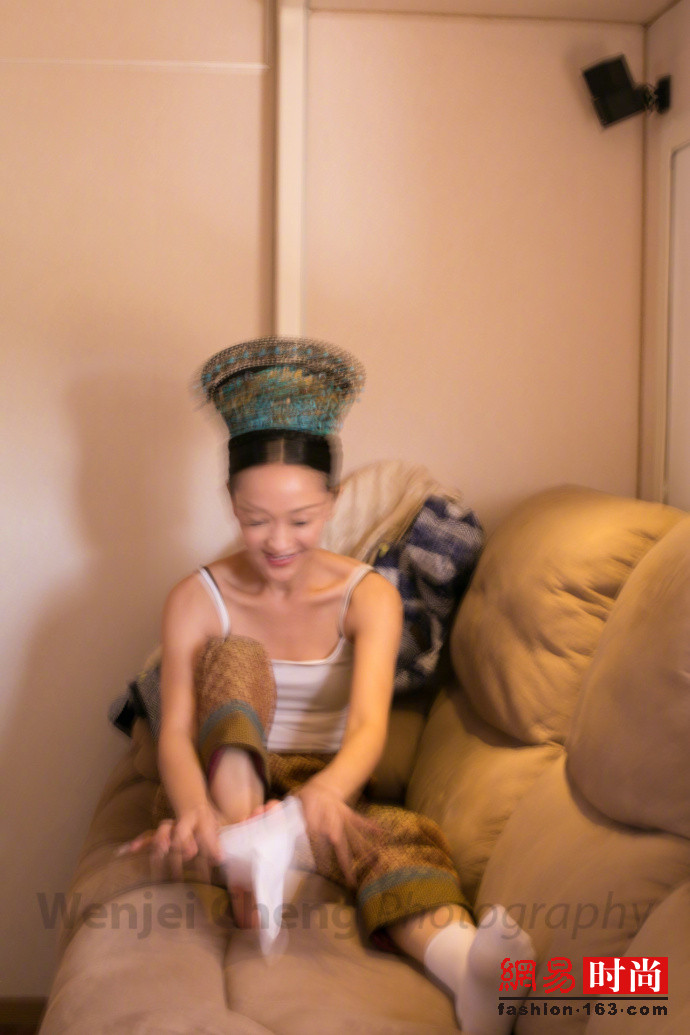 依然娇俏 周迅《如懿传》花絮照曝光