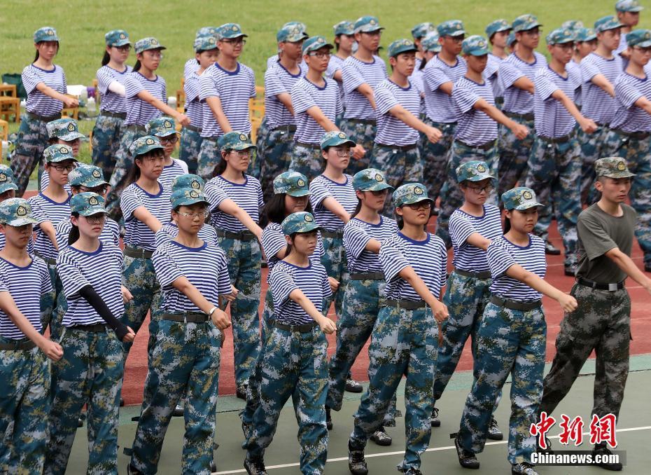 武汉大学新生军训
