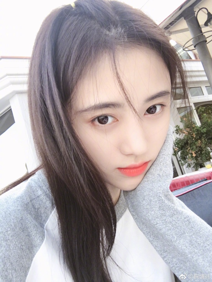 鞠婧祎近期自拍