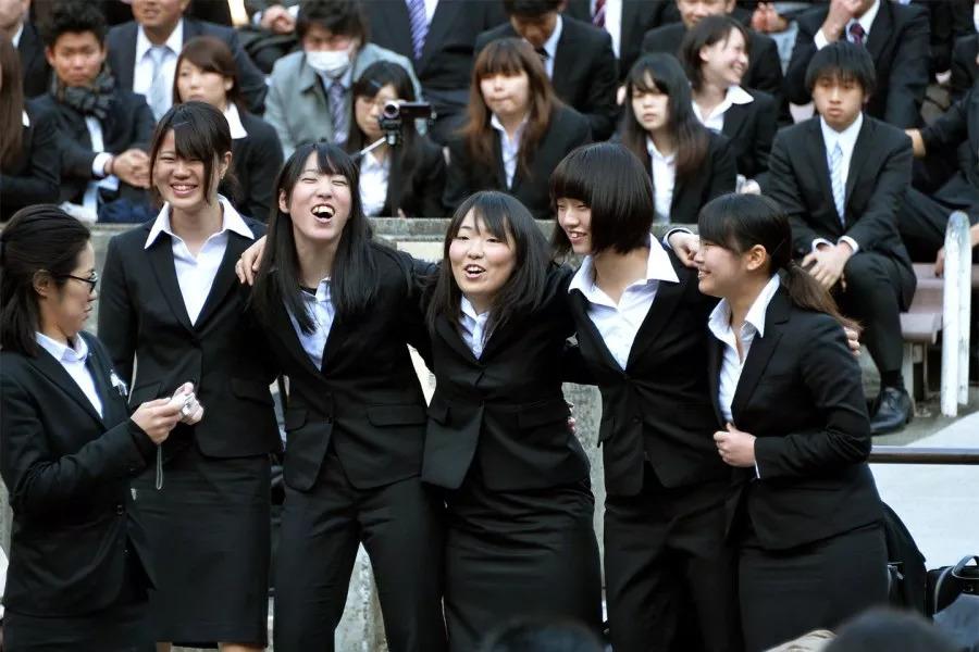 我们艳羡的日本"教育免费",日本人为何说是骗局?