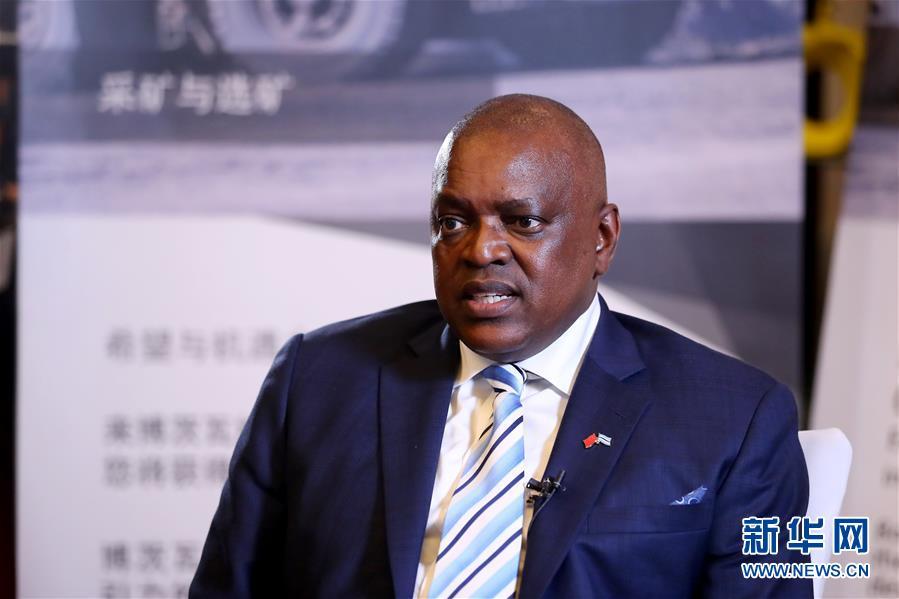 当日,正在对中国进行国事访问的博茨瓦纳总统马西西