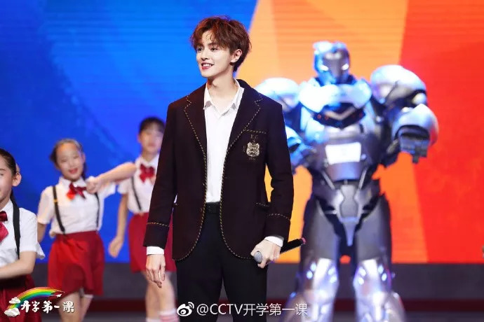 蔡徐坤朱正廷被骂娘炮过了头,“审美不同”这次也帮不了你们了