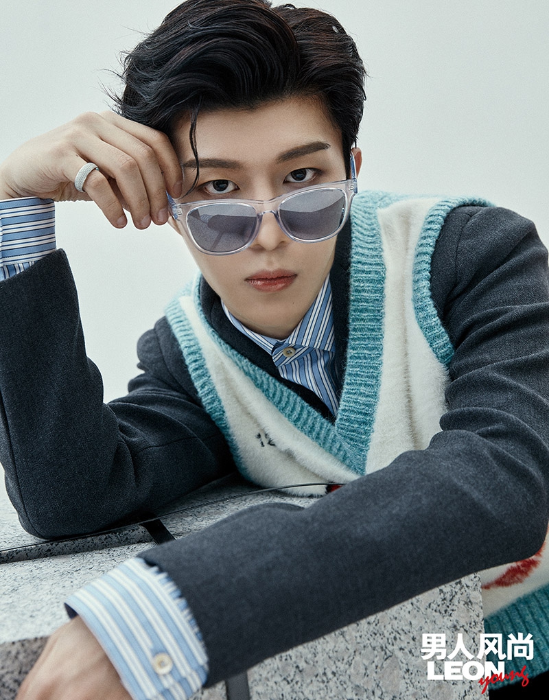 范丞丞金九大片曝光高级酷盖诠释初秋新潮