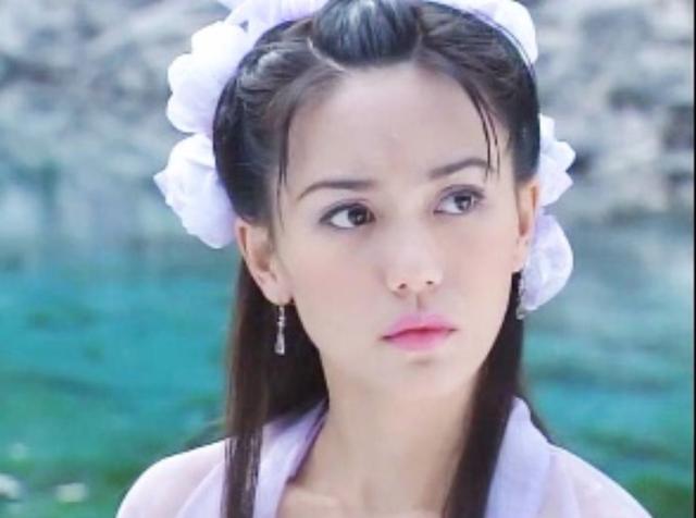 《东游记》中郭妃丽饰演的牡丹仙子
