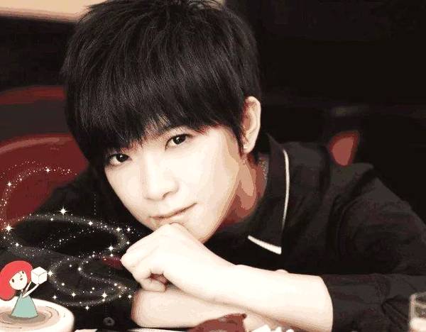 她凭一首歌火遍全国，因太有女人味被雪藏，网友:如今成这样!