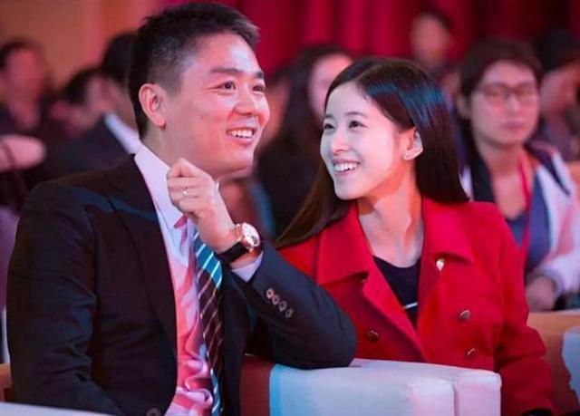 刘强东回国,前妻回国任京东副总裁,奶茶妹妹令人心疼