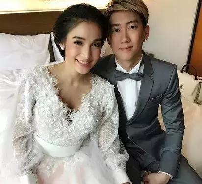 婚后两个人还一起开了家汽车改装店