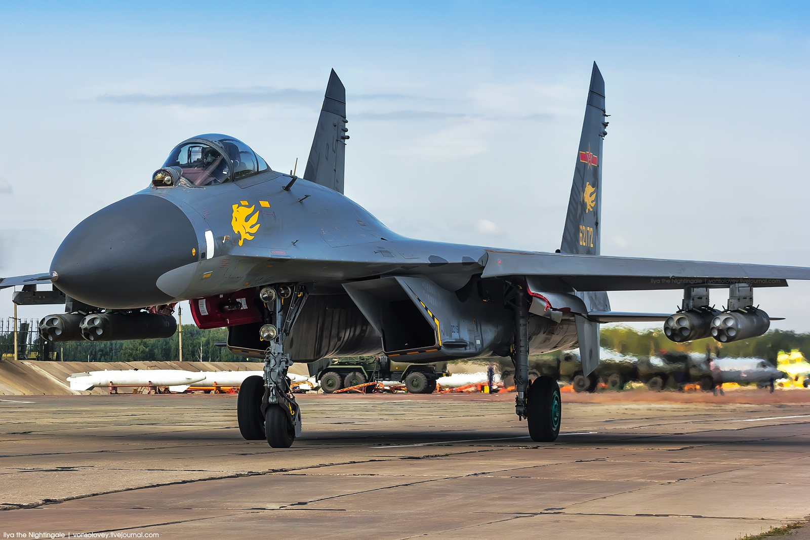 太帅了!俄罗斯摄影师镜头里中国参加演习战机