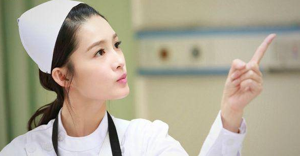 然而，李沁的工作室突然宣布因为不可抗力而取消进组，让人生疑……