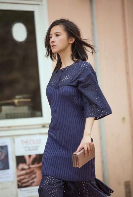 百变杨子姗变精致小女人高叉针织裙尽显好身材网友气质出众