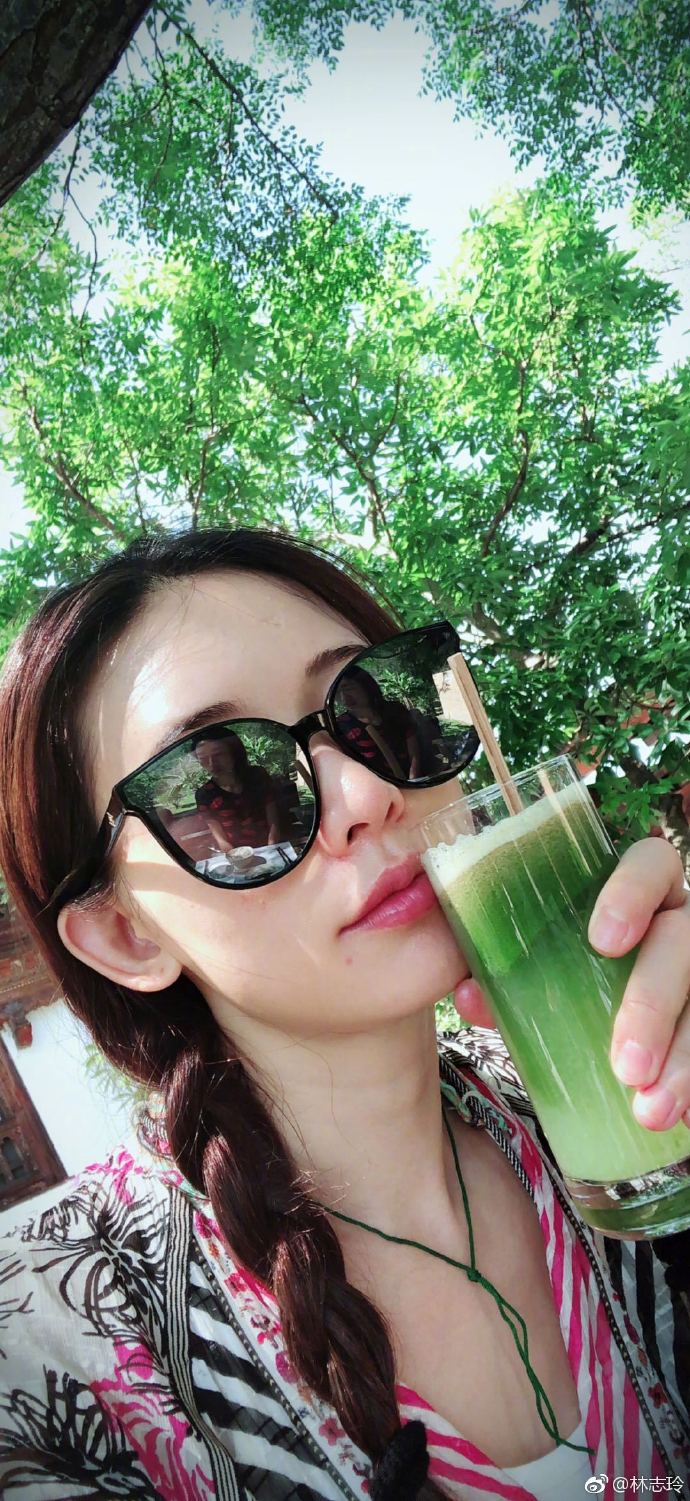 女神林志玲嘴巴爆痘雌雄激素失调网友操心啥时候嫁