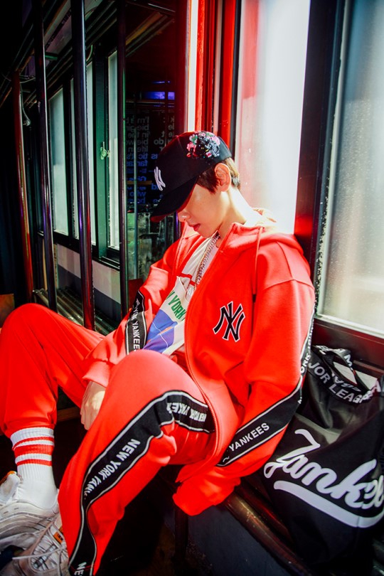 组图exo伯贤运动写真公开展潮流酷帅时尚