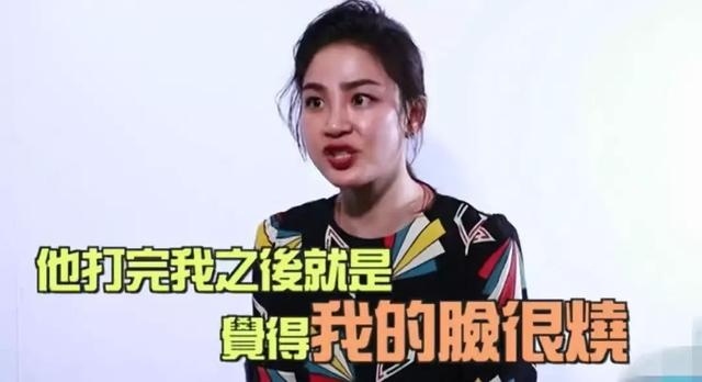 辛芷蕾是头饰掉了是吧，洪小铃干脆是耳环飞到了导演的监视器那里！