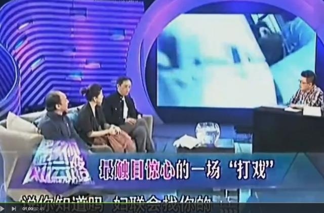 梅婷说，“打戏”的镜头，她会和导演、冯远征研究角度，演得真实而已，没有什么负面影响。